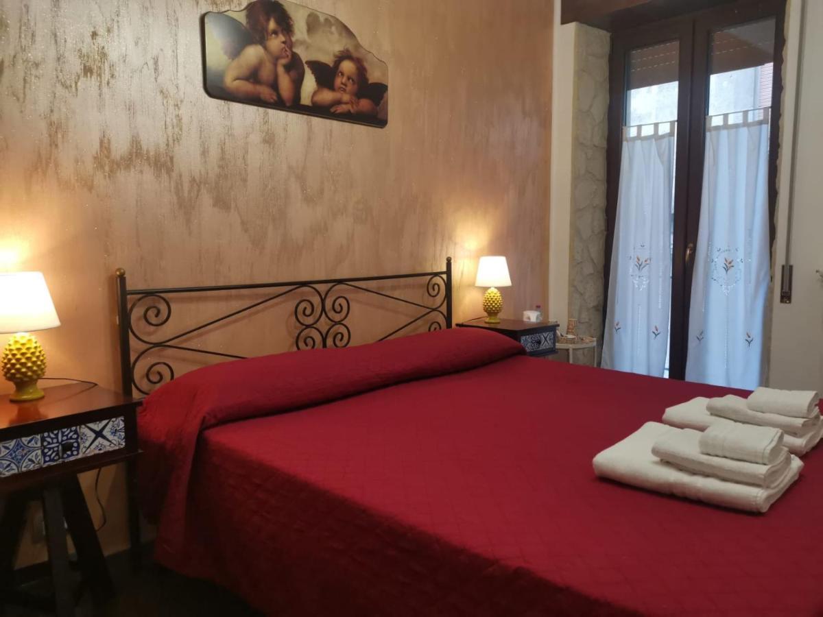 Del Centro Bed and Breakfast Enna Exteriör bild