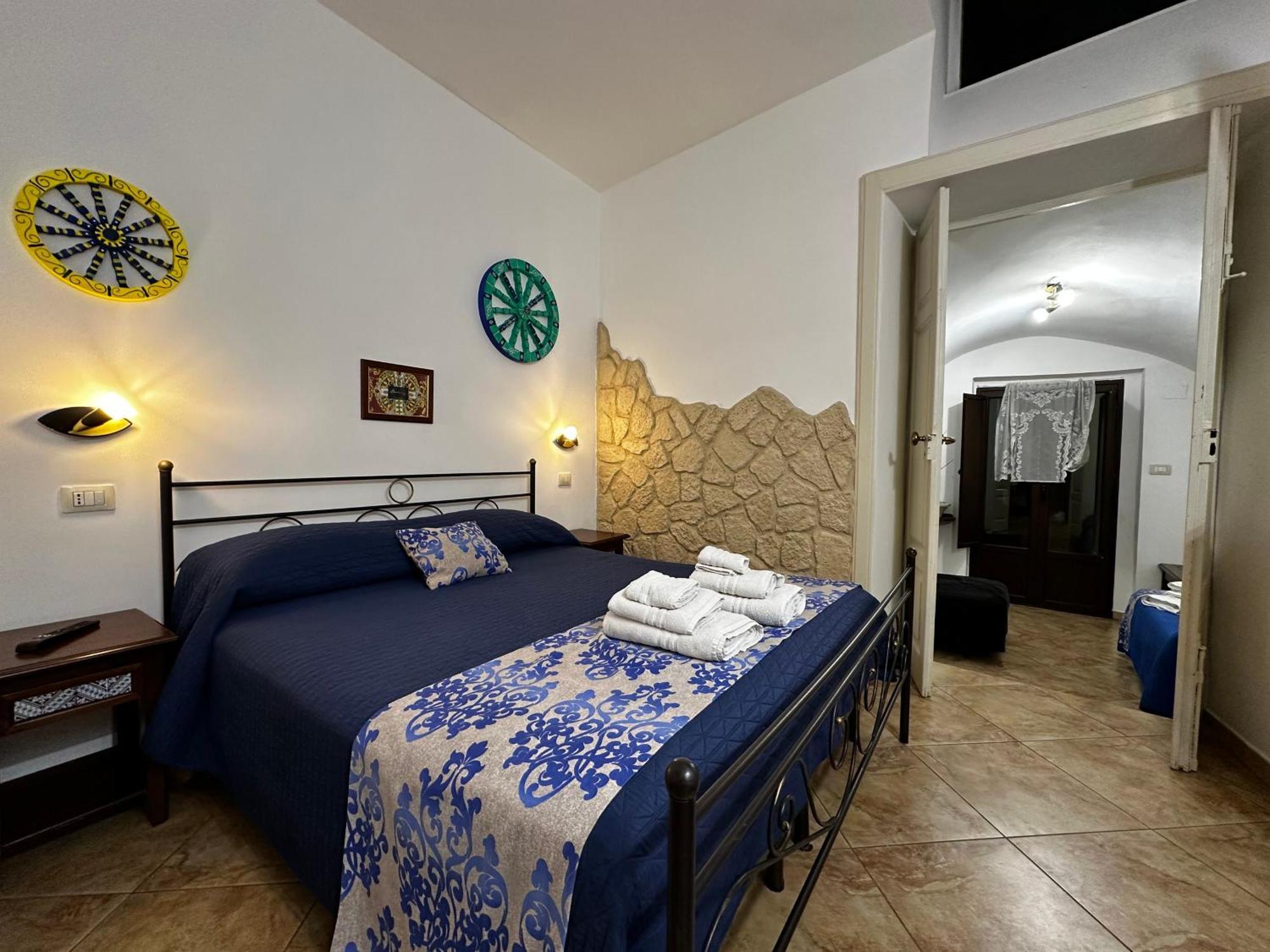 Del Centro Bed and Breakfast Enna Exteriör bild