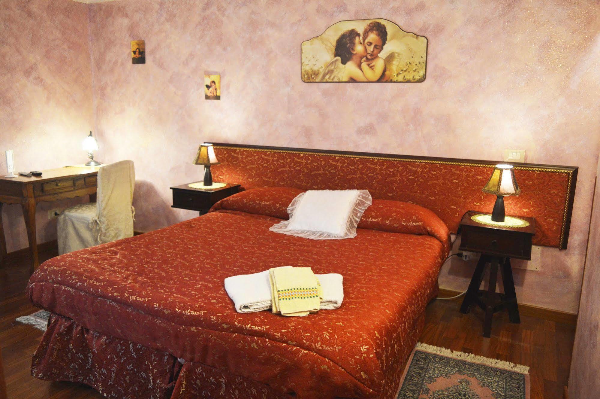 Del Centro Bed and Breakfast Enna Exteriör bild